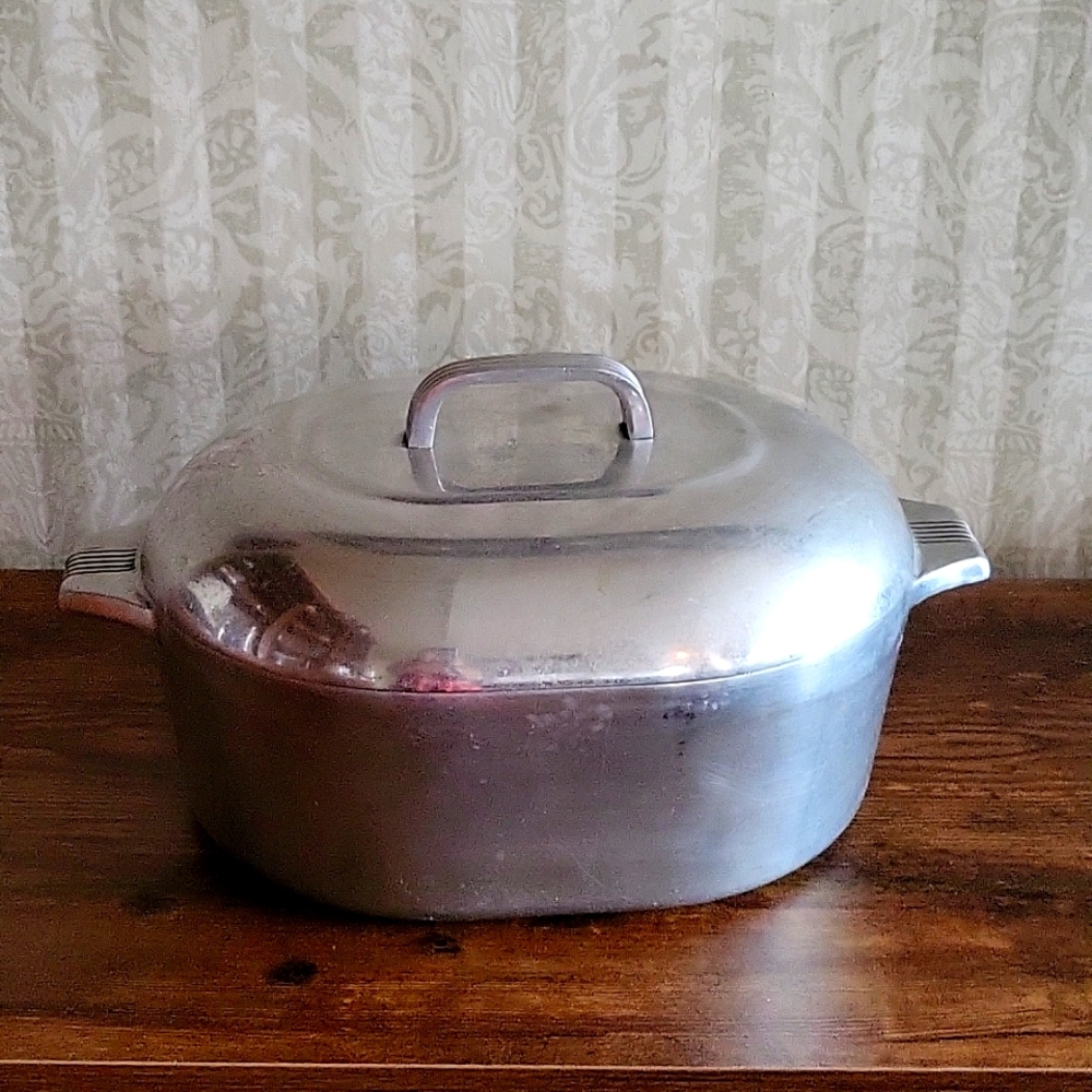 Vintage Wagner Ware Magnalite Sidney -0- Dutch Oven